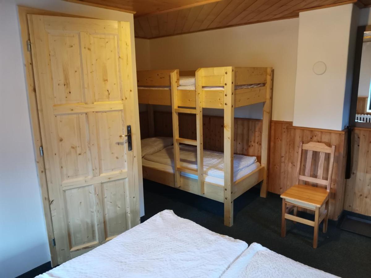 Penzion U Hrocha Lučany nad Nisou Exterior foto