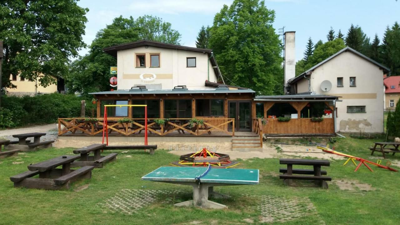 Penzion U Hrocha Lučany nad Nisou Exterior foto